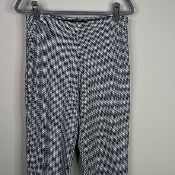 Chico's Knit Pull On Mini Geo Print Ankle Leggings Women's Size 8 - Picture 5 of 9